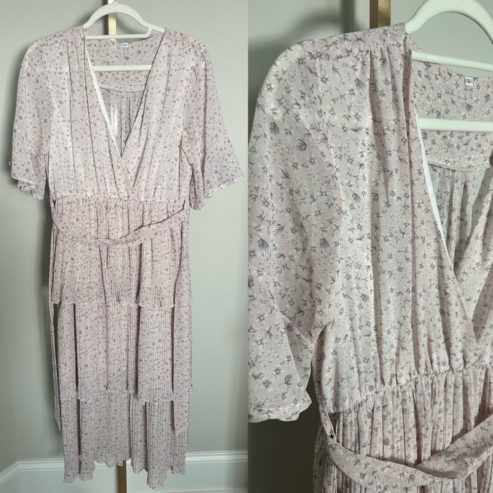Light Pink Floral Tierd V neck Dress